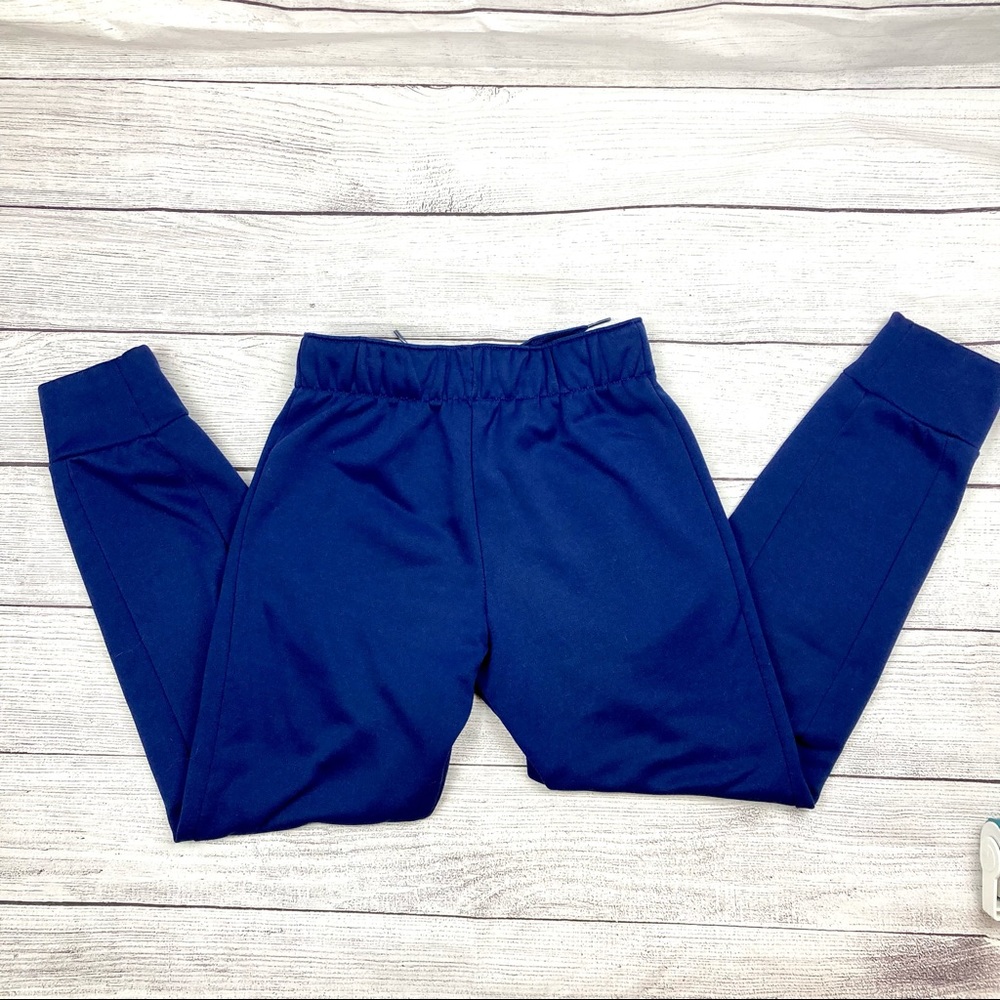 Bundle girls Nike Sz small, 1 capri and 2 pairs of pants. - Picture 4 of 11